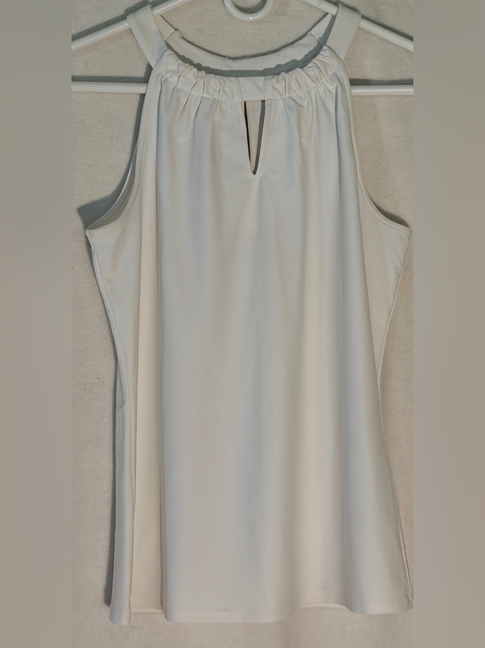 Jude Connally Cream Halter-Style Keyhole Camisole